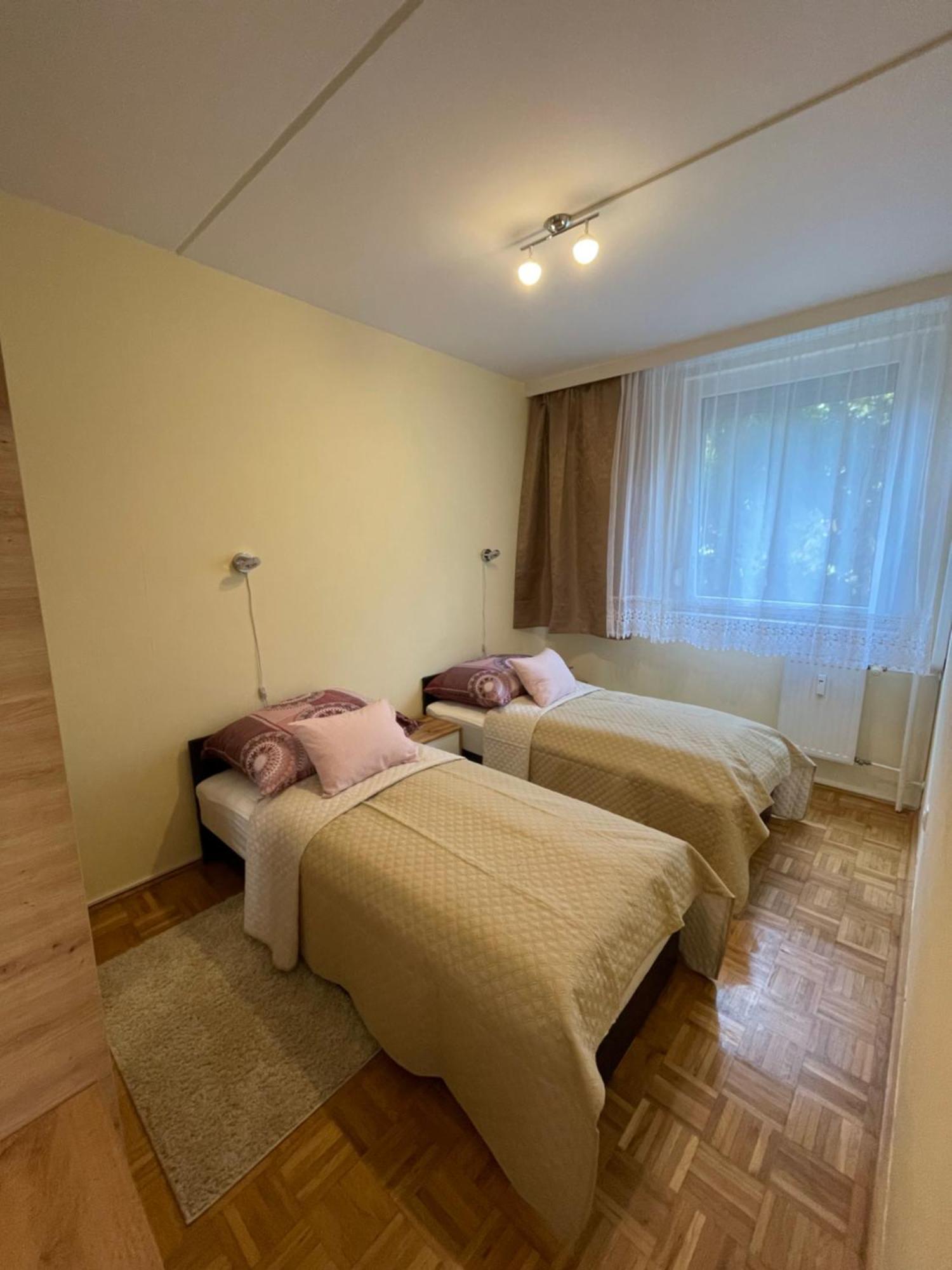 Gvadanyi Rezidencia Apartment บูดาเปสต์ ภายนอก รูปภาพ